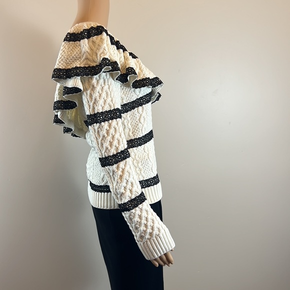 Self-Portrait Ivory Cable Knit One Shoulder Cotton Sweater with Lace Trim - Picture 3 of 5